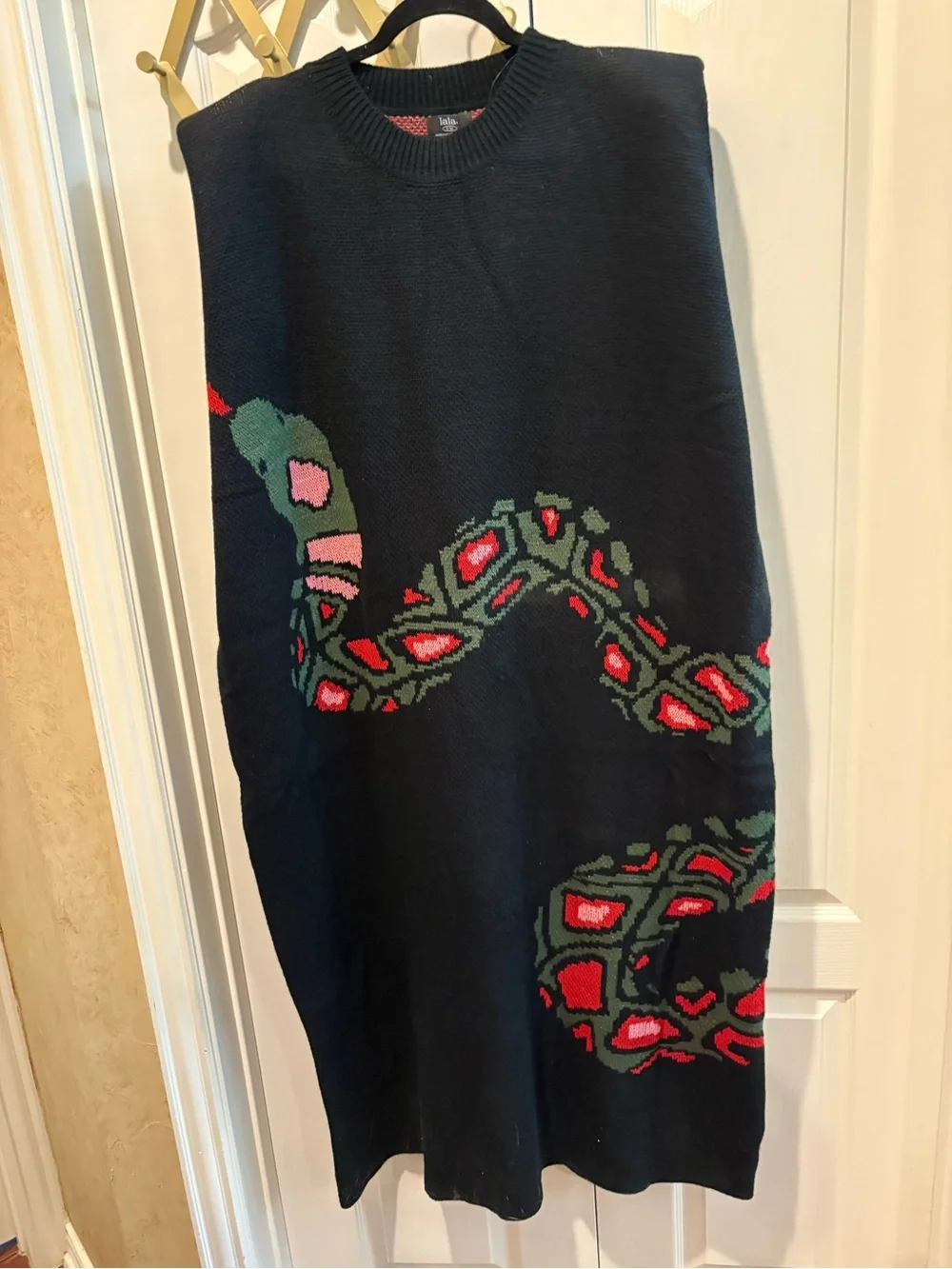 Dressed in LALA Black Maxi Dress with Multicolor Snake Intarsia - Picture 1 of 3